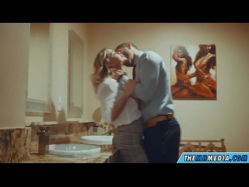 ❤️ Вақте ки як малламуй busty шумо дар як ҳоҷатхона ҷамъиятӣ seduces ❌ Порно босифат дар tg.high-pass.ru ❌️❤